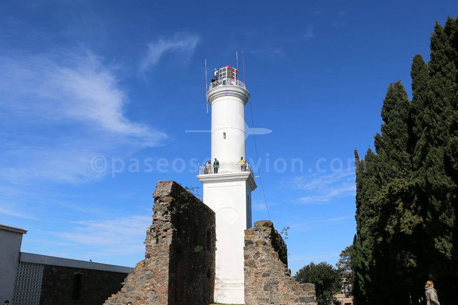 Faro de Colonia del Sacramento