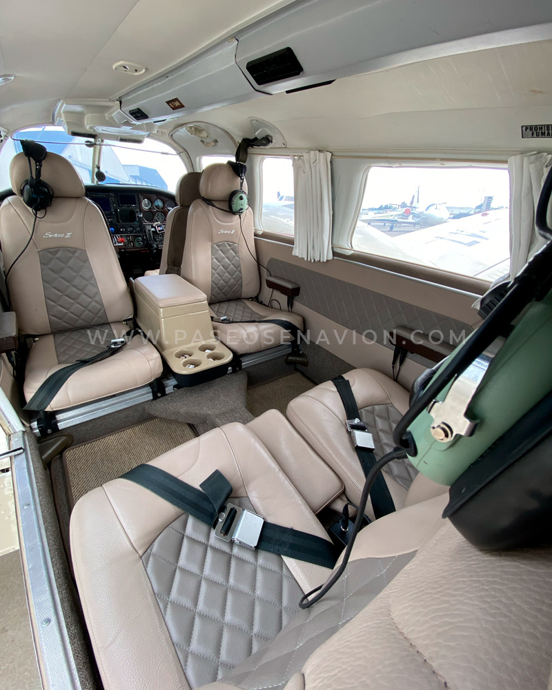 Precio hora de vuelo Piper Seneca